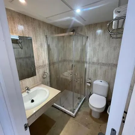 Apartment With Sea Views! Duquesa Golf & Gardens
